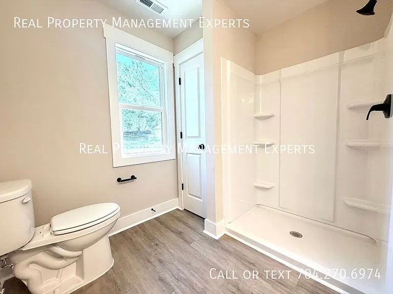 412 N Scruggs St — Photo 13