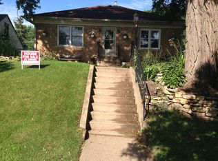 215 4th Ave N, Onalaska, WI 54650