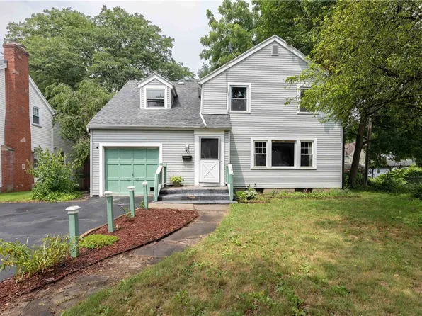 71 Ayer St, Rochester, NY 14615