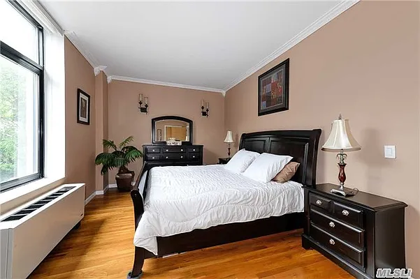 Sold by Prime Realty | media 18