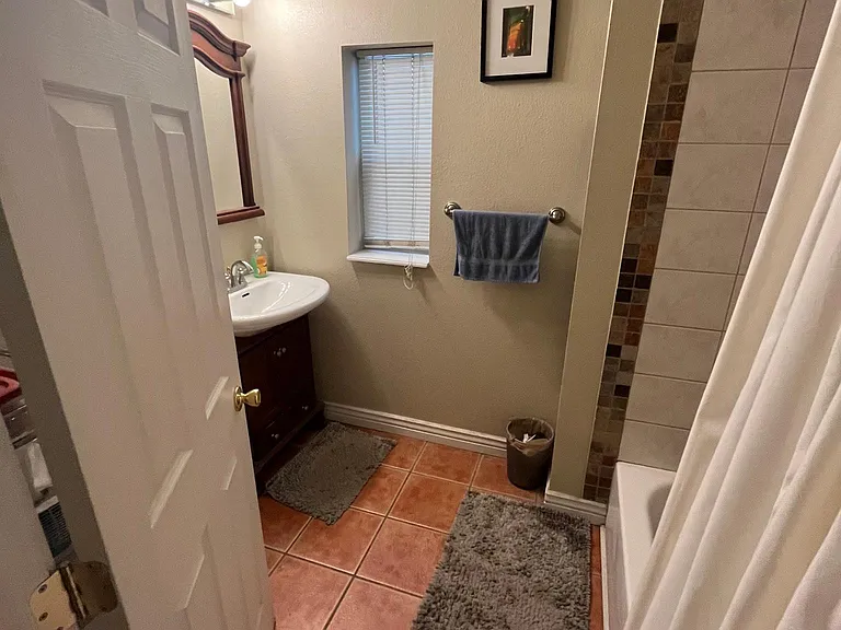 3452 Mariposa St — Photo 6