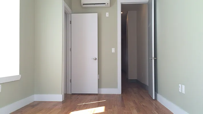 Rented by Nooklyn NYC LLC | media 26