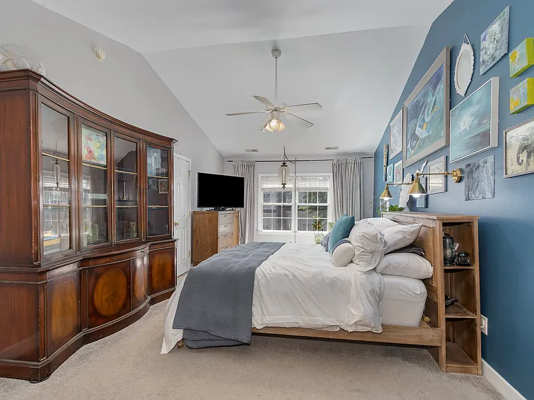 4610 Asterwood Dr — Photo 19
