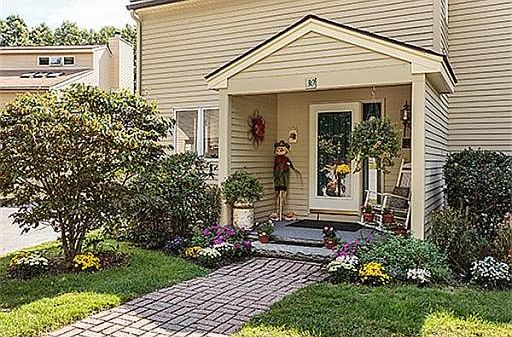 1st image of 30 Monadnock Dr