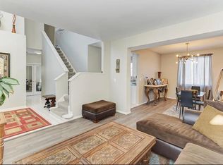 12262 White Oak Dr, Plainfield, IL 60585