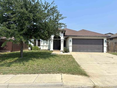 415 Royal Oaks St, Laredo, TX, 78043