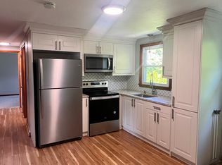 32 Gaylord Rd #2, Windsor Locks, CT 06096
