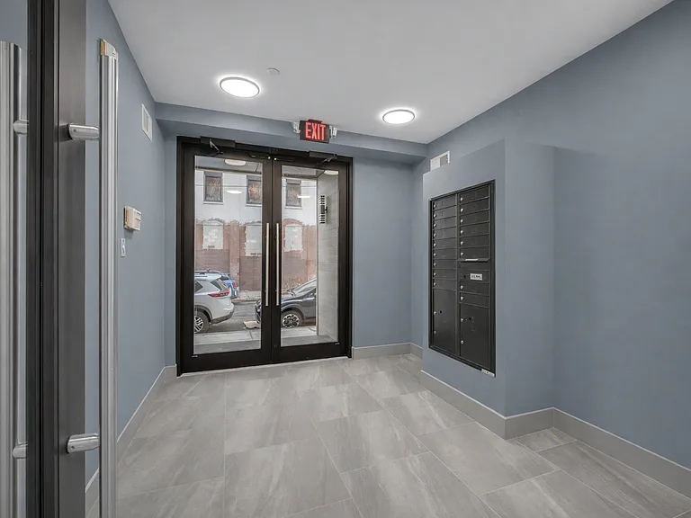 1111 S 24th St #201 — Photo 22