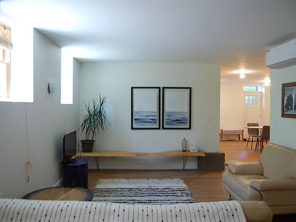 3rd image of 77 Norfolk St #1B