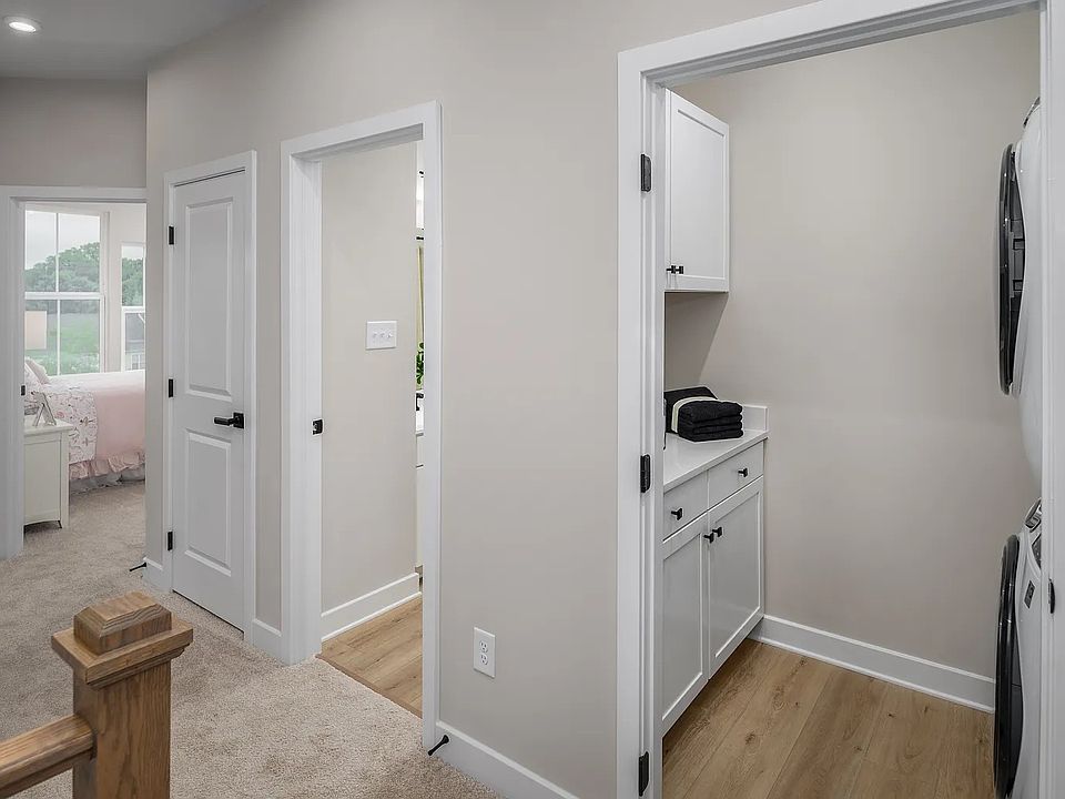 1st image of 10300 Heritage Trail Ct