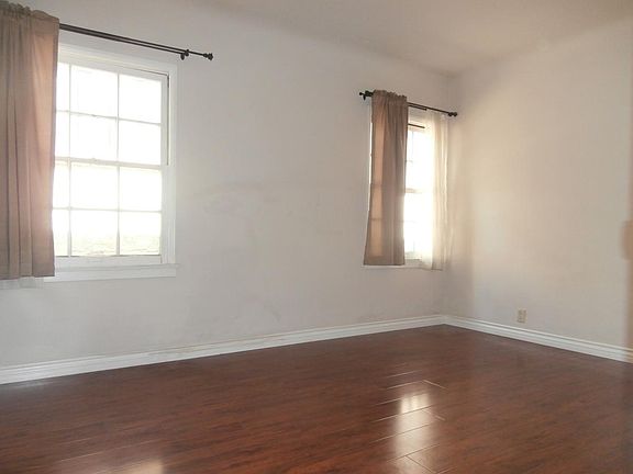 3rd image of 355 W Alameda Ave