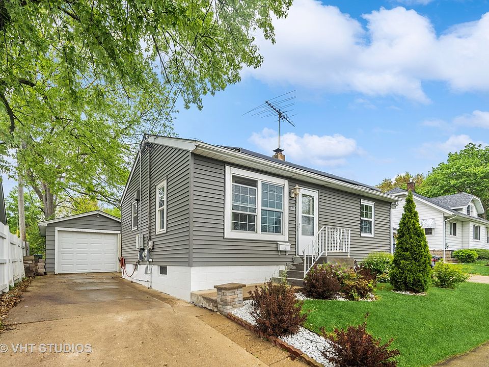 1012 Liberty St, Aurora, IL 60505 Zillow