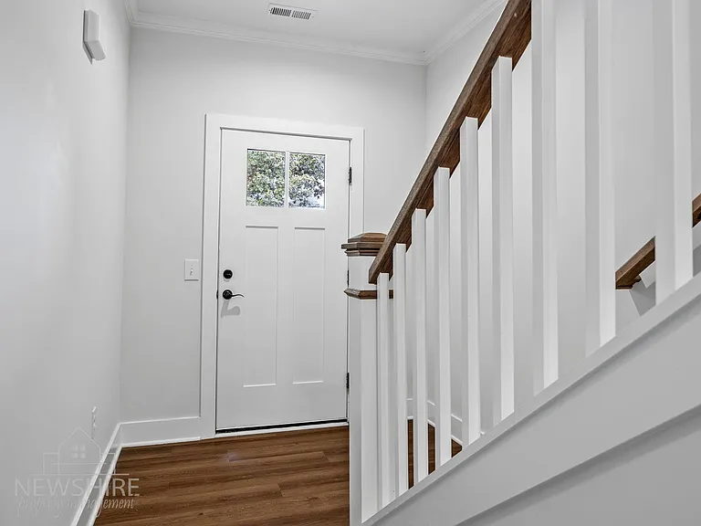 Townes at Converse Luxury Townhomes — Photo 10