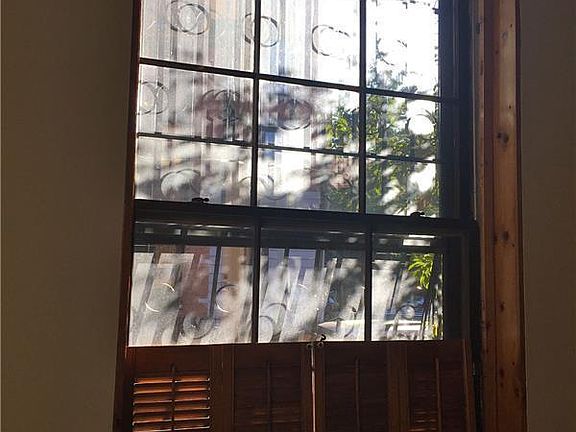 2nd image of 349 12th St #1F