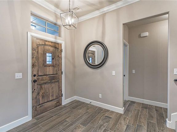3rd image of 15509 Fountain Creek Ln