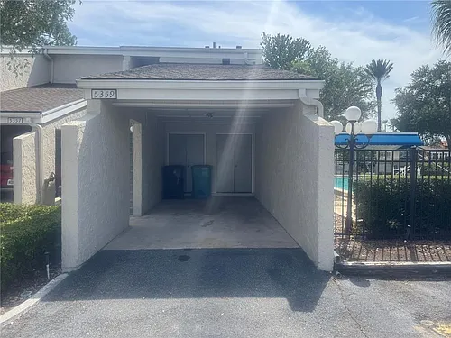 5359 Vineland Rd #2-E Photo 1