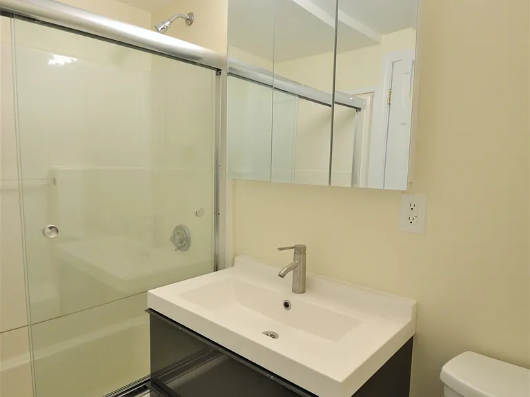 1801 Beacon St #2 — Photo 8