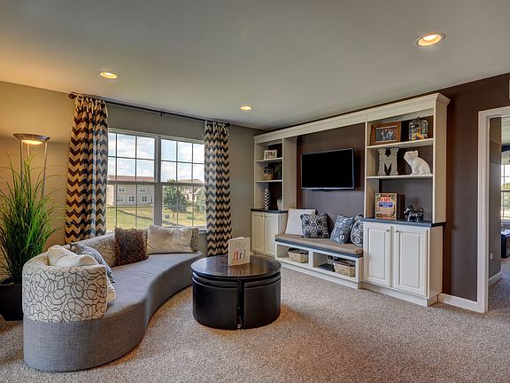 Versatile loft space