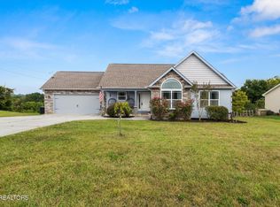 4328 McGinnis Rd, Corryton, TN 37721