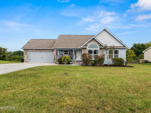 4328 McGinnis Rd, Corryton, TN 37721
