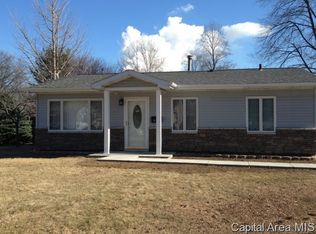 438 W Lake Shore Dr, Springfield, IL 62703