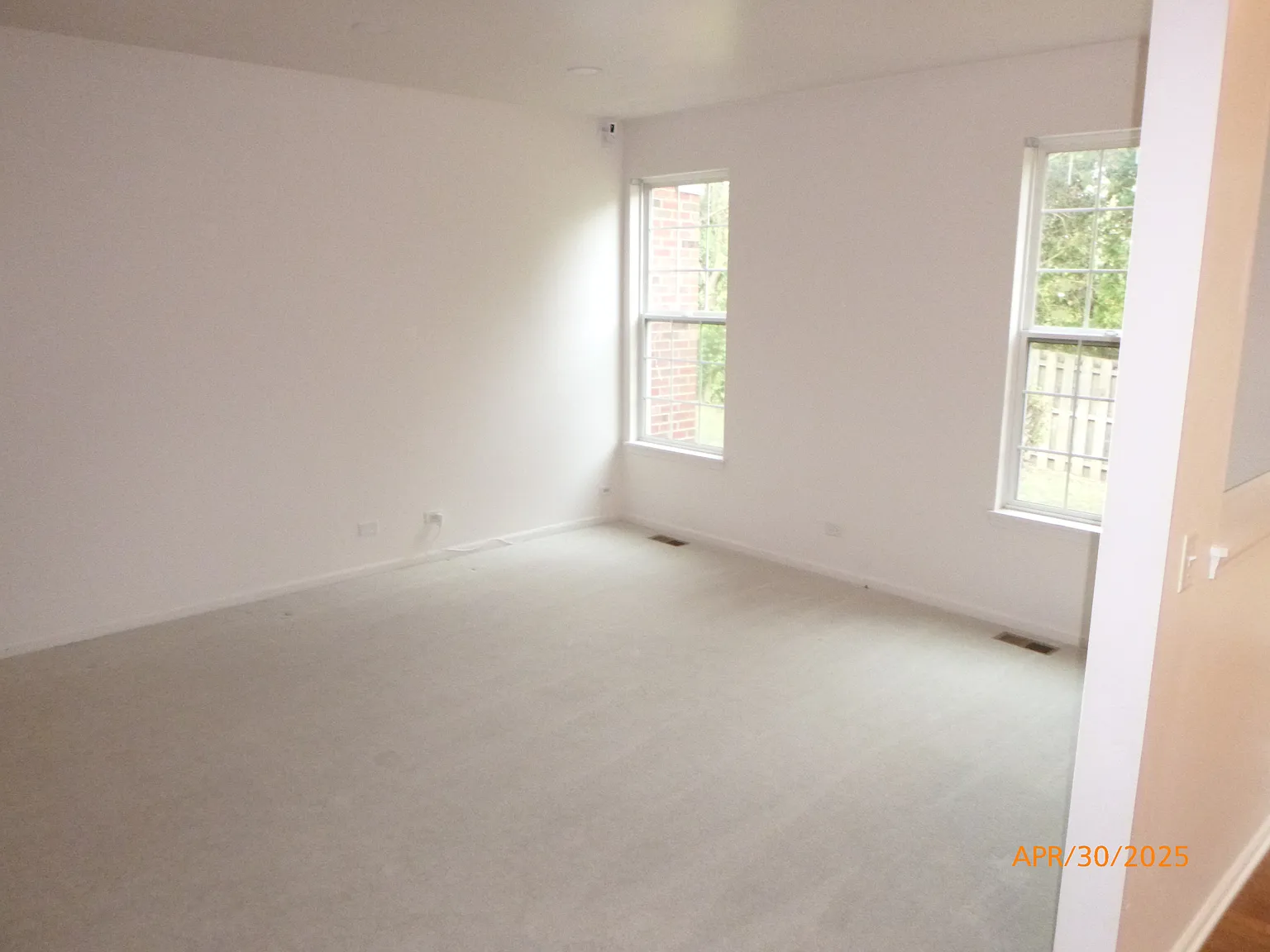 Luxury Burr Ridge Townhome — Photo 4
