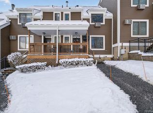 3 Heritage Dr UNIT D, Harriman, NY 10926