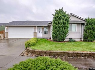 2261 Leonard Ln, Lebanon, OR 97355