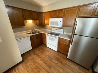 1231 N Dakota Ave #10, Ames, IA 50014
