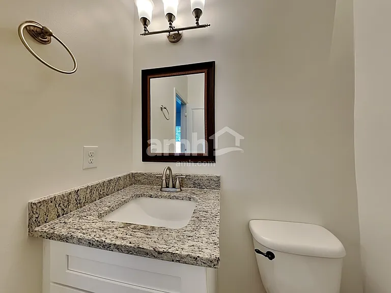 236 Addlestone Cir — Photo 8