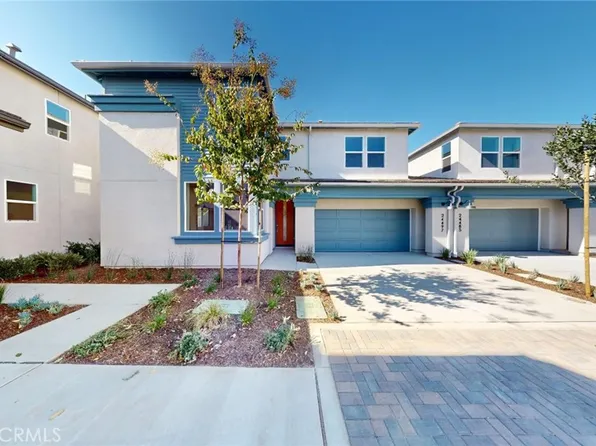 24497 Sonieta Ct, Corona, CA 92883