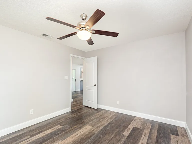 3361 Chapparal Ct — Photo 17