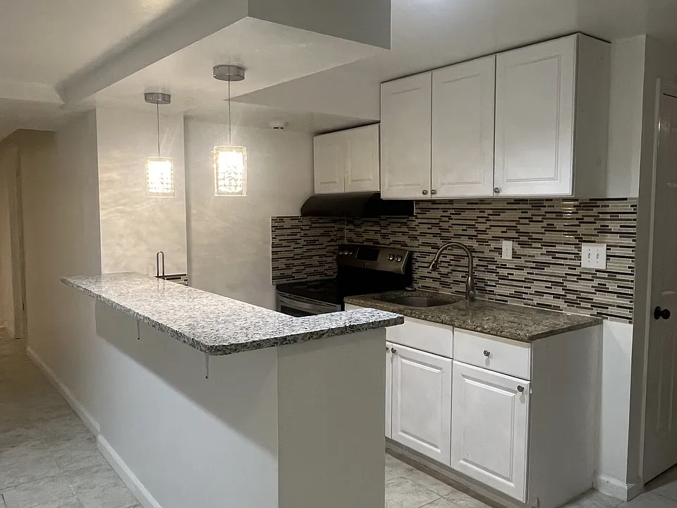 200 Colesville Manor Dr