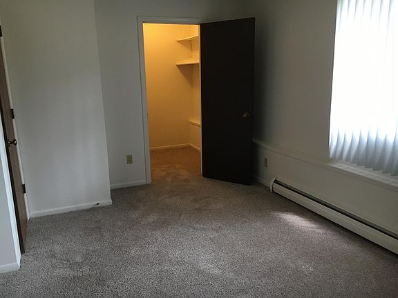4th image of 1740 Nemoke Trl APT 3