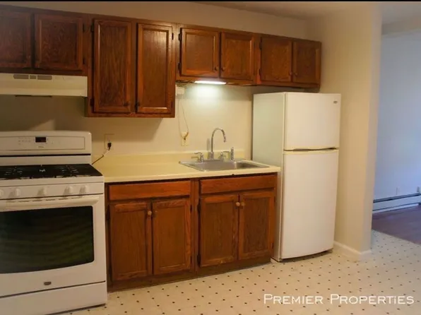 Benefit 118, 118 Benefit St, Pawtucket, RI 02861