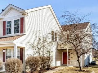 322 Ogden Falls Blvd #322, Oswego, IL 60543