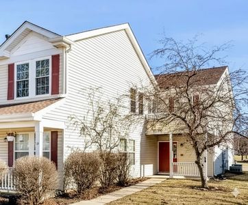 322 Ogden Falls Blvd #322, Oswego, IL, 60543