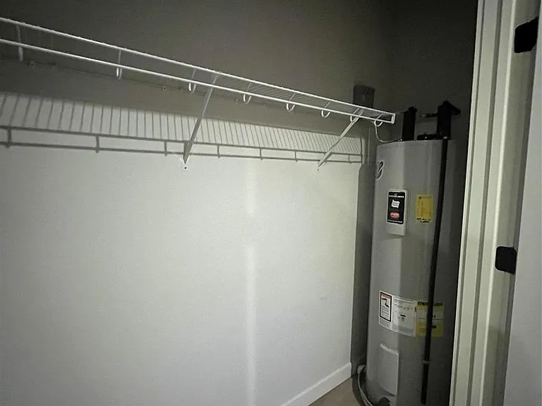 289 Main St #305 — Photo 6