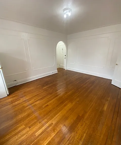 31-29 30th St #1F — Photo 2