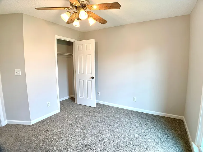 315 Harold Dr — Photo 17