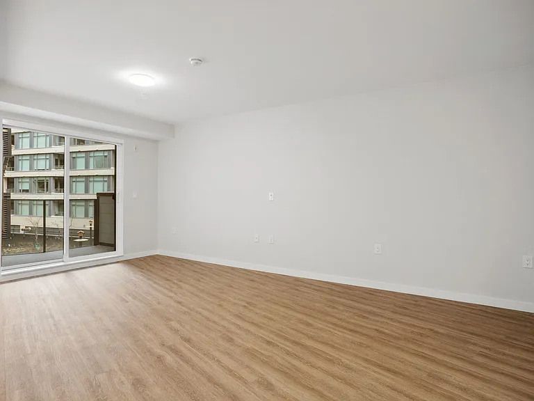 3435 Sawmill Cres — Photo 19