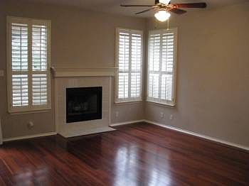 5th image of 113 Deerhorn Ct
