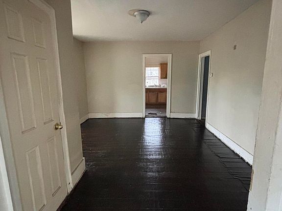 3rd image of 719 Woodward Ave