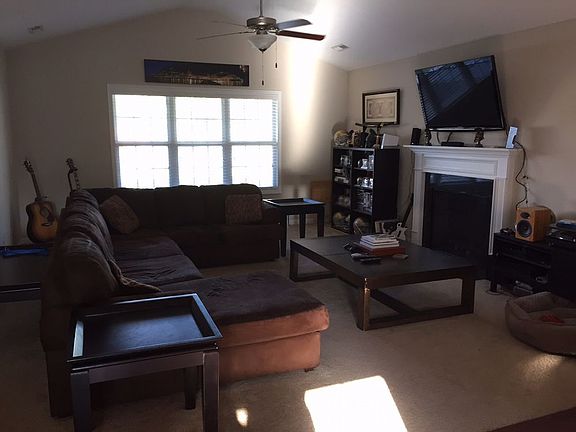 4th image of 246 Marsh Haven Dr