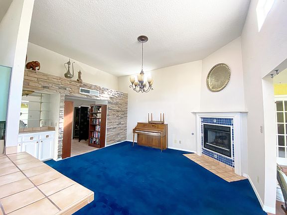 2nd image of 6412 Loma De Cristo Dr