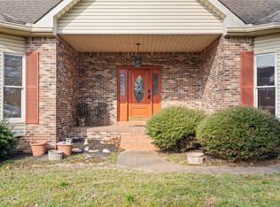 2238 Roanoke Rd, Clarksville, TN 37043