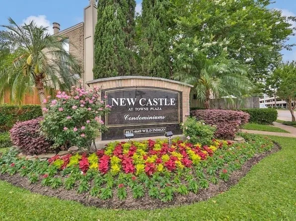 4645 Wild Indigo St APT 370, Houston, TX 77027