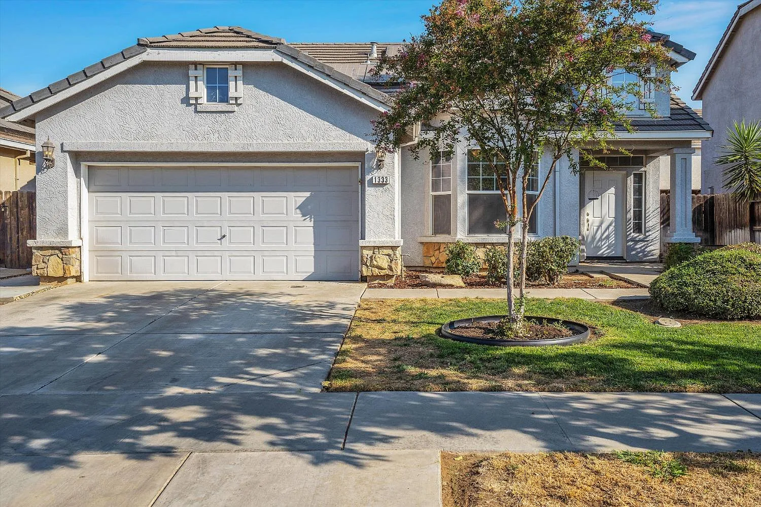 1333 Jenner Dr photo 1