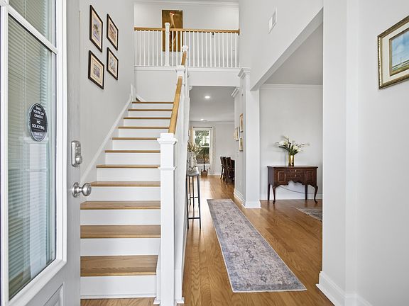 4th image of 312 Long Pier St
