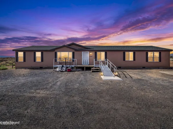 1985 E Fir St, Silver Springs, NV 89429